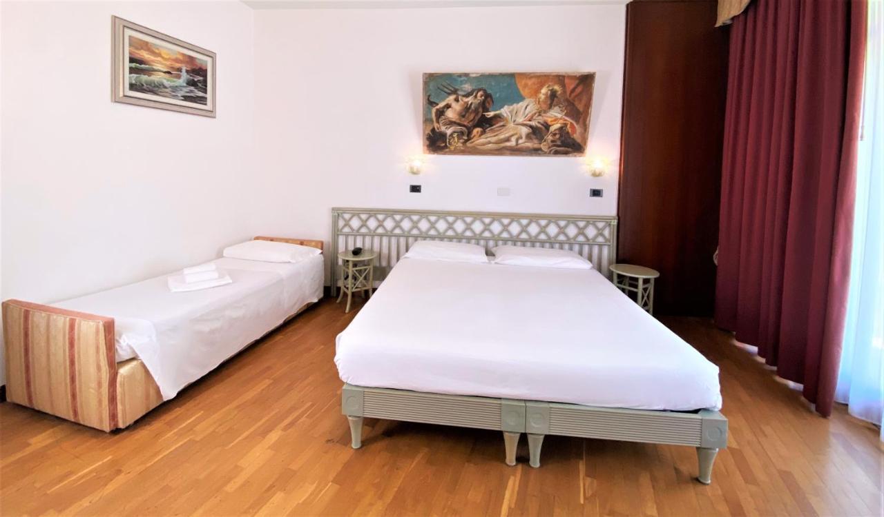 Park Hotel Junior Quarto dʼAltino Esterno foto