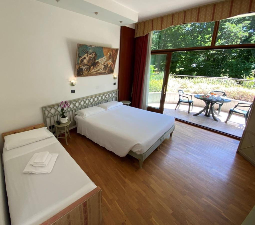 Park Hotel Junior Quarto dʼAltino Esterno foto