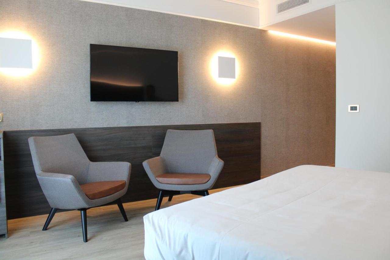 Park Hotel Junior Quarto dʼAltino Esterno foto
